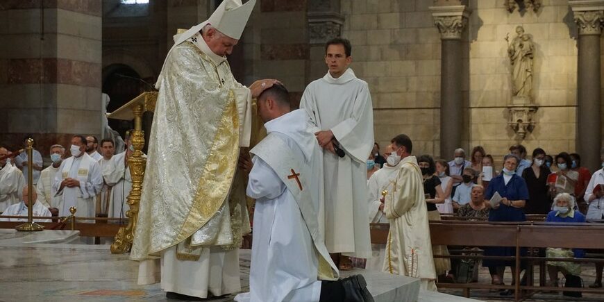 ordination damien escardo Damien Escardo